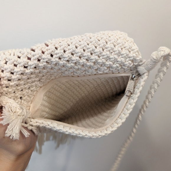 Macrame Crossbody Bag - Picture 9 of 10